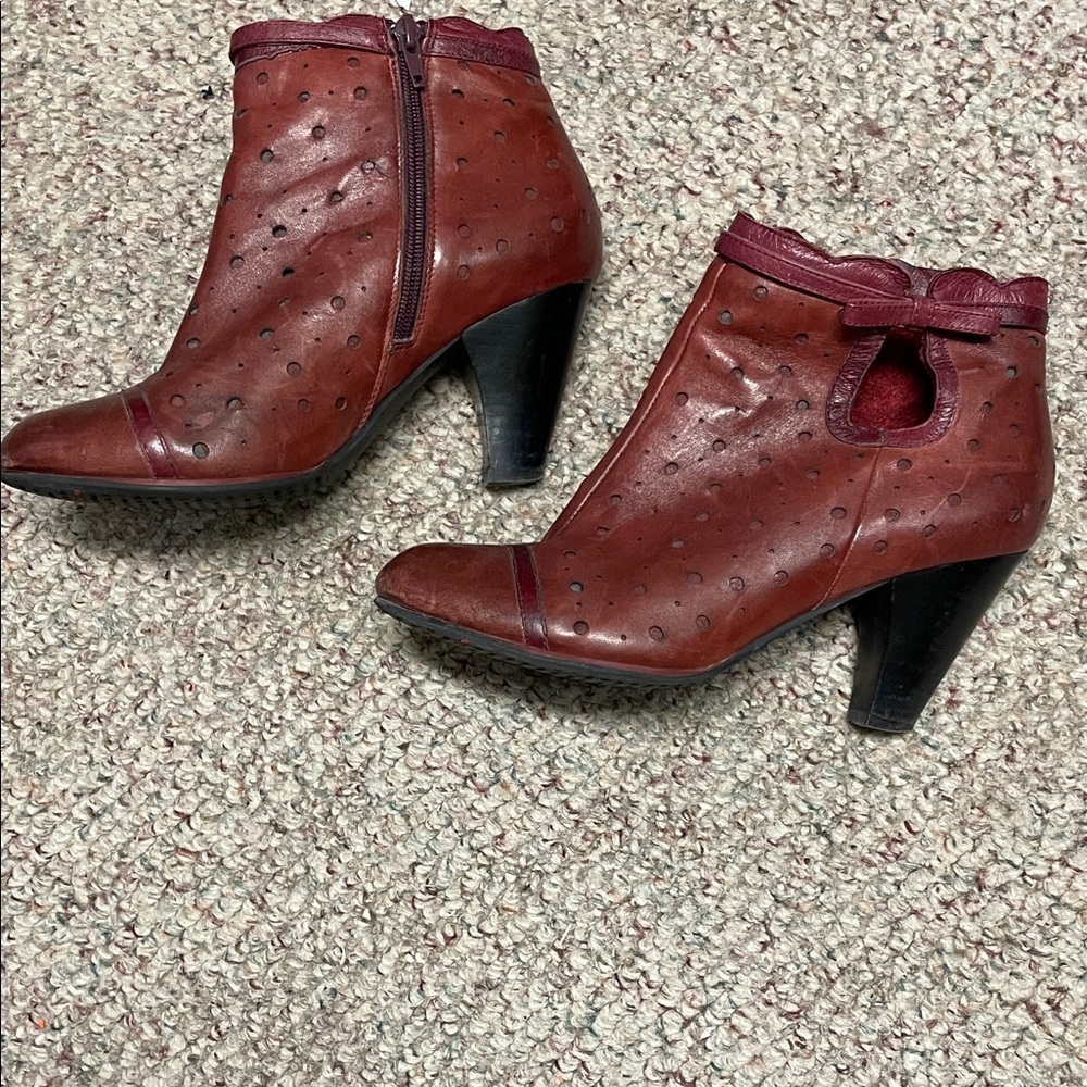 Miz mooz Charla leather faux fur lined bow accent boots - Picture 3 of 8